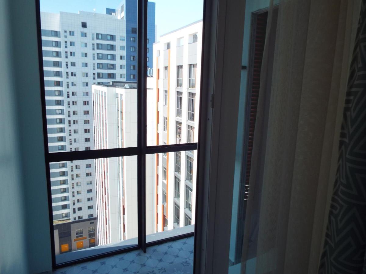 Esil Plaza Apartment Astana Buitenkant foto
