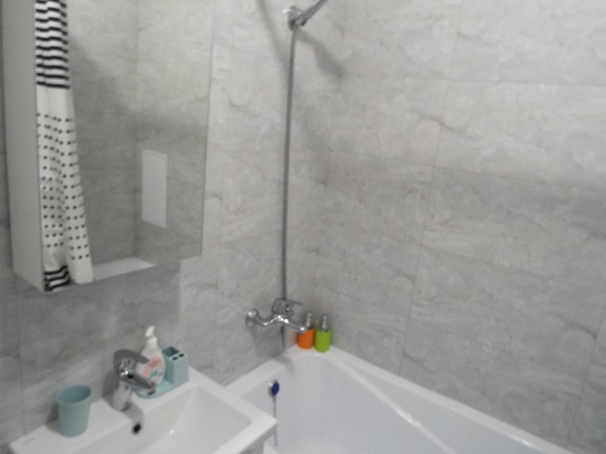 Esil Plaza Apartment Astana Buitenkant foto